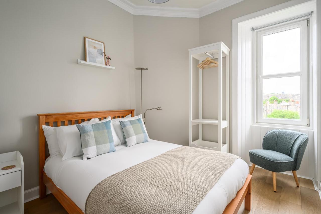2Br New Town Castle View Apartment Édimbourg Extérieur photo
